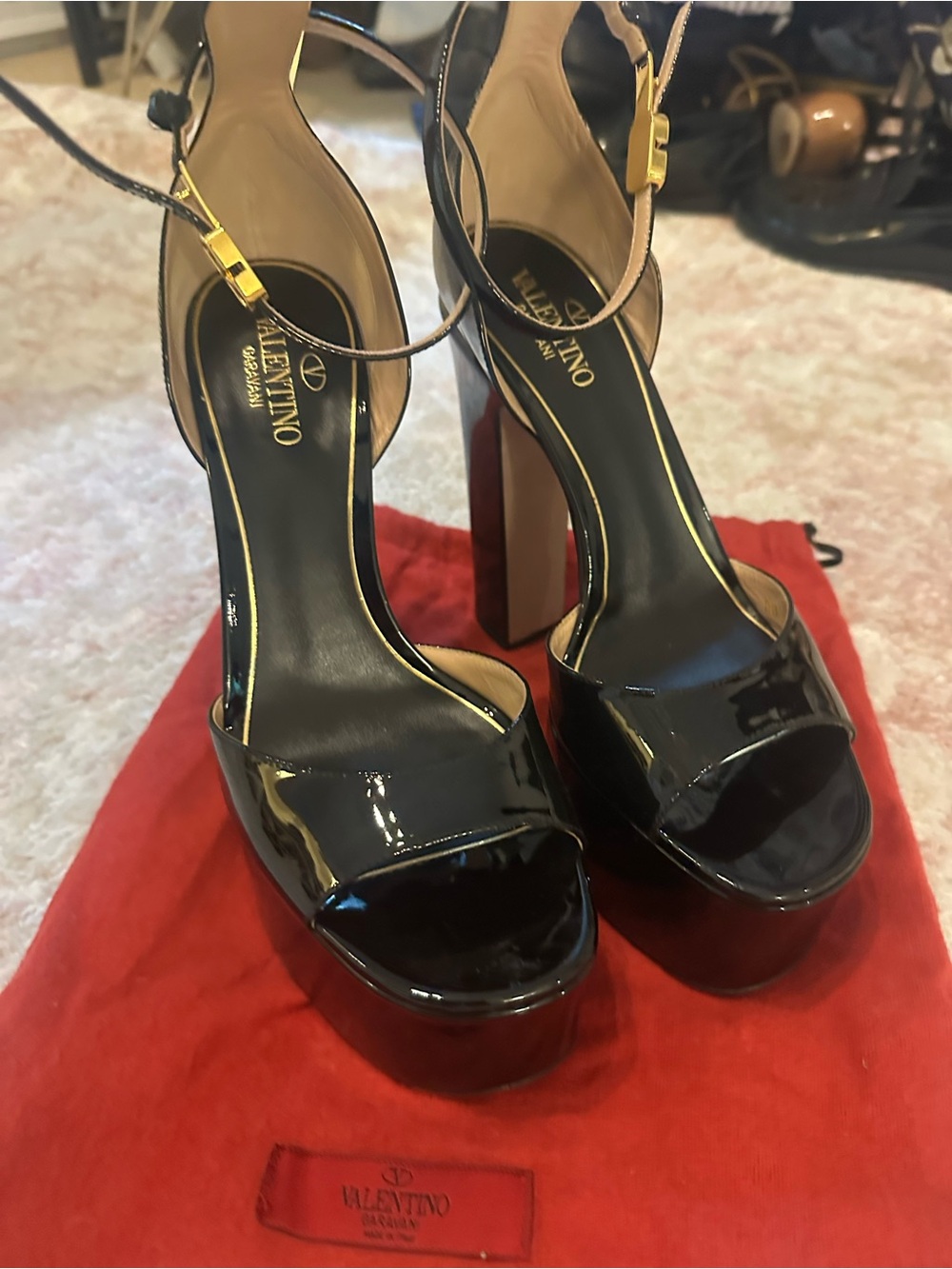 Valentino GO 155 Patent Platform